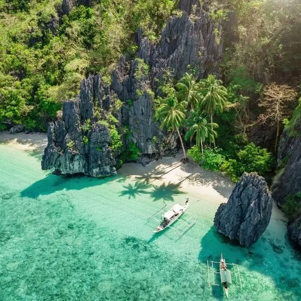 Coron vs El Nido: Comparing Destinations to Help You Choose the Best One
