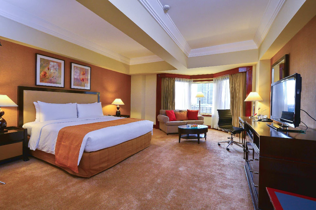 PHOTO OF DIAMOND HOTEL PHILIPPINES ROOMS