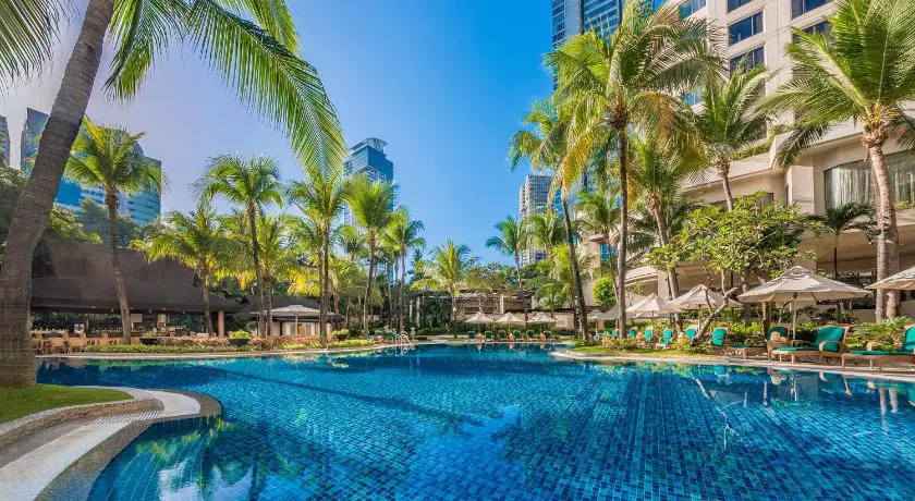 PHOTO OF SHANGRI-LA HOTEL AND RESORT POOL