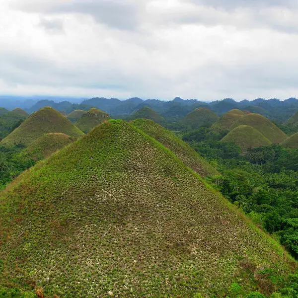 DISCOVER THE STUNNING TOURIST SPOTS IN BOHOL