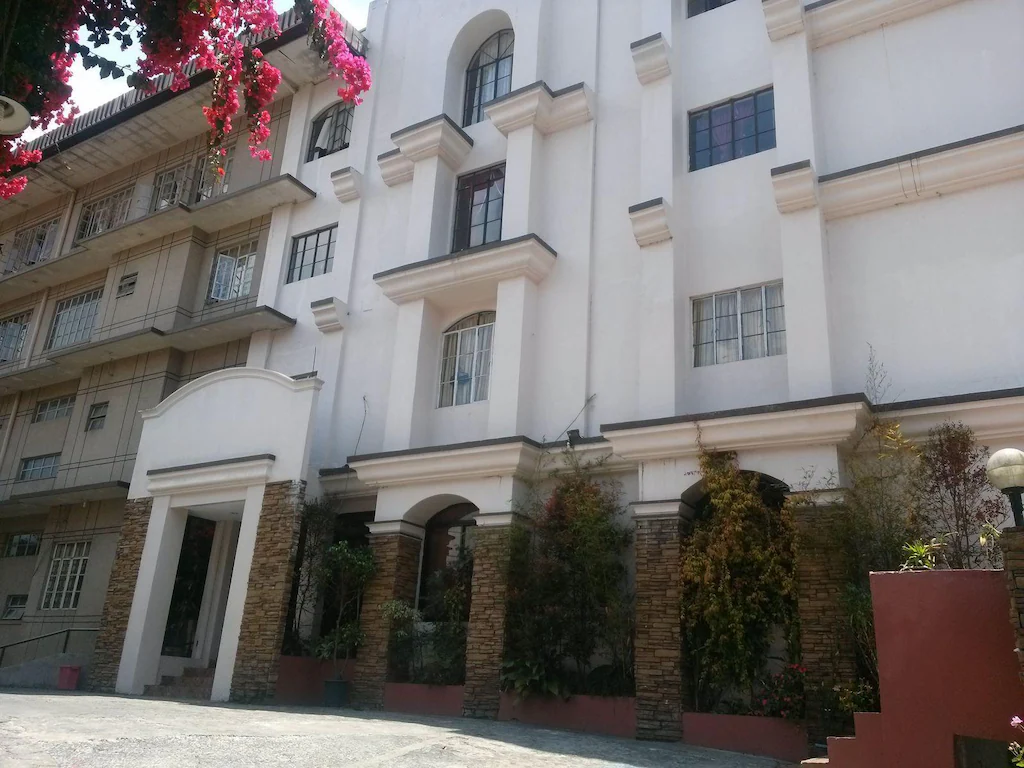 Exterior View of Hotel Henrico - Kisad