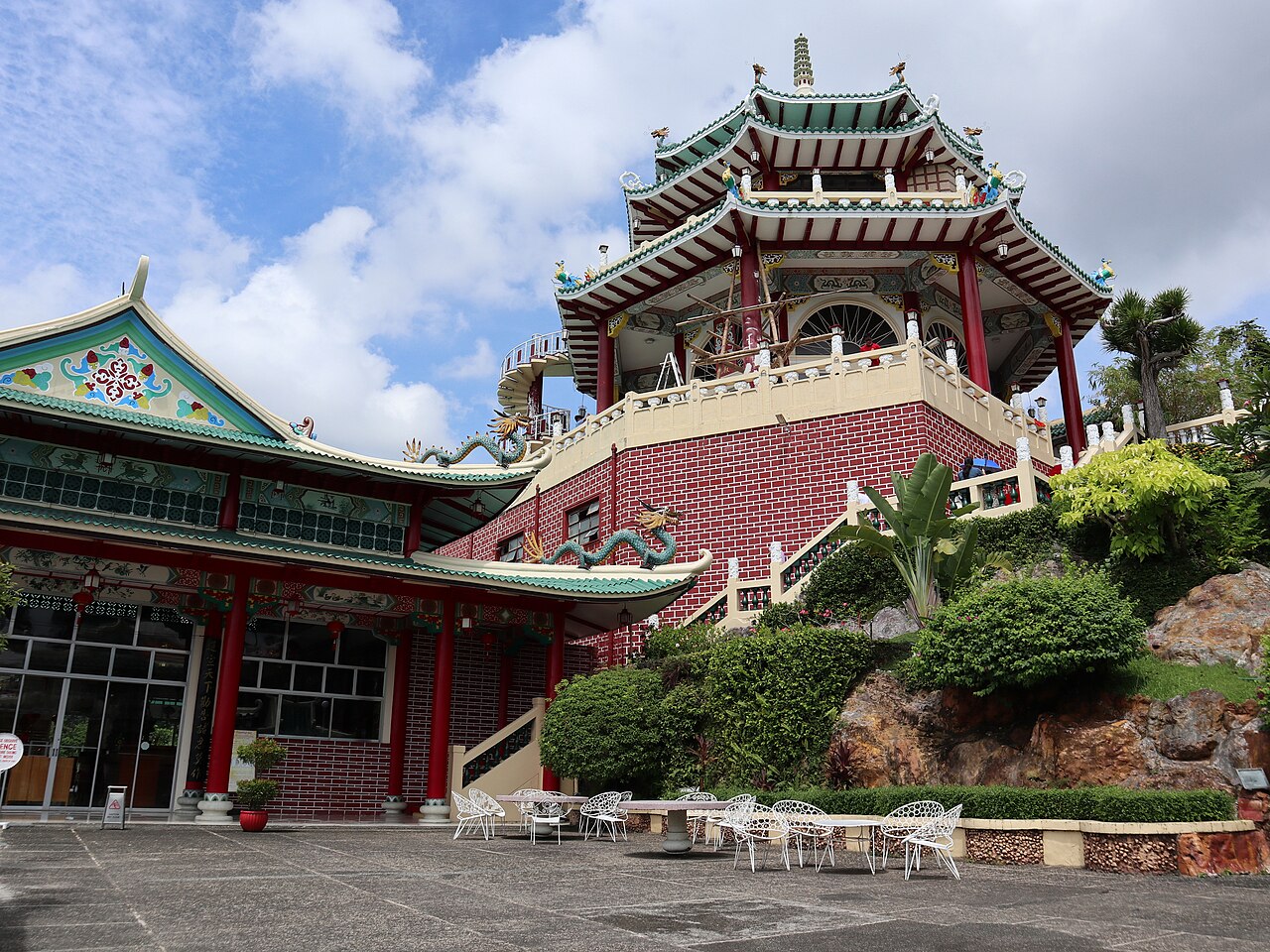 Explore The Cebu Taoist Temple For Peace And Reflection